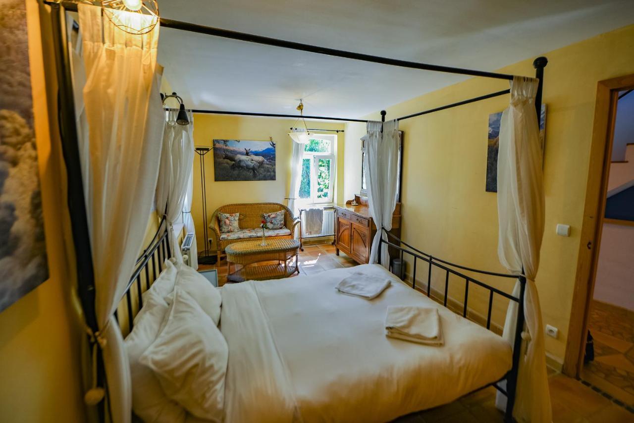 Holiday Home Les Plachettes Flobecq Extérieur photo
