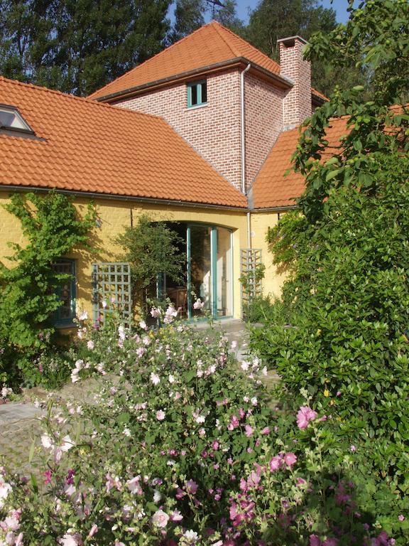 Holiday Home Les Plachettes Flobecq Chambre photo